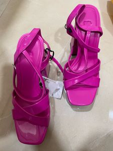 Zara Heel Size 35