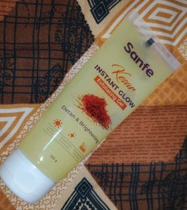 Sanfe Kesar Exfoliating Gel