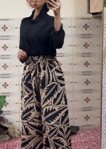 PEARL TOP WITH E-LASTIC PRINTED PANT