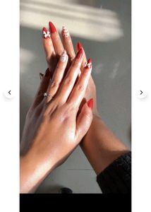 Press On Nails With Manicure Kit