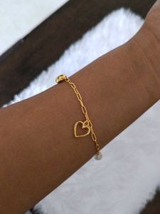 Gold Heart Charm Bracelet