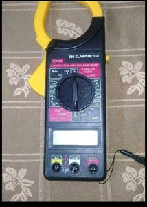 Digital Clamp Meter