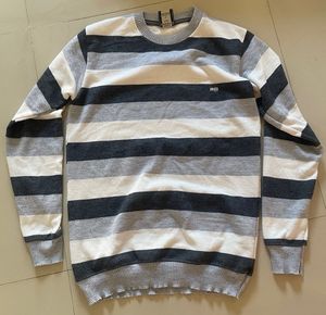SWEATER Unisex