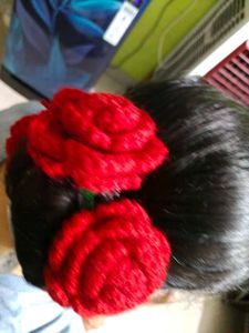 Red Rose Hair Accessory