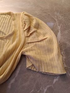 &#34;Sunshine Charm Ribbed Top With Puffed Sleeves ☀️✨