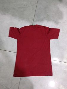 Maroon Graphic Print T-shirt