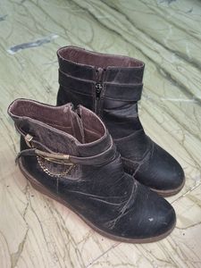 Black Boots