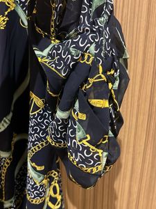 Chic Chain Print Top