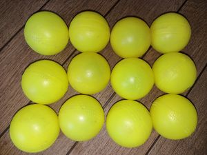 Plastic Balls 12 Pieces