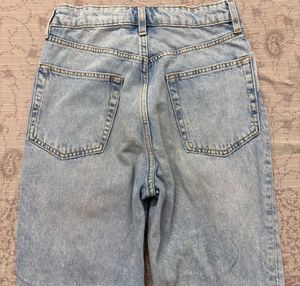 H&amp;M Acid Wash Distressed Denim Jeans
