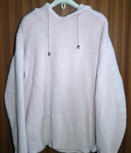 Cozy Pink Fuzzy Hoodie 🩷