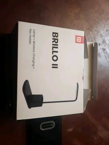 Study Light With Wireless Charging