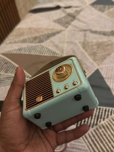 Retro Bluetooth Speaker