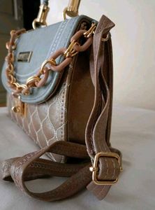 Magnifique Handbag