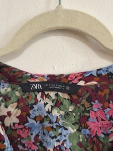 ZARA Floral Print Top | Size : Small