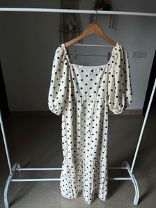 Off White Polka Dot (Plus Size FIT)