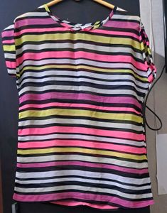 Candie's BY Lifestyle Multicolor Top