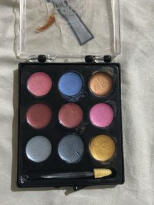 Color Diva Eyeshadow Palette