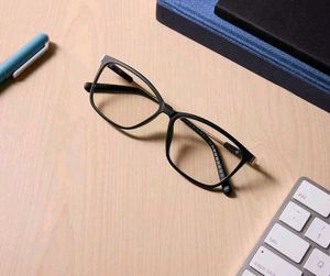 Lenskart New Black And Metal Frame