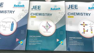 AAKASH JEE CHEMISTRY MODULE (2025 EDITION)