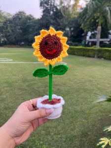 Crochet sunflower