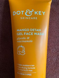 Dot &amp; Key Mango Detan Gel Face Wash