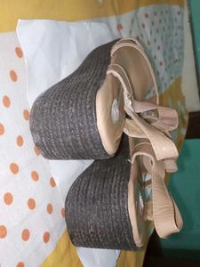 Sandal