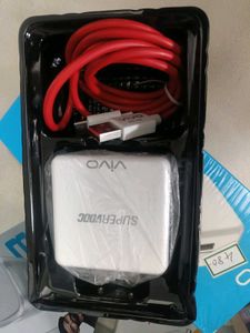 Vivo 85W FlashCharge Adapter