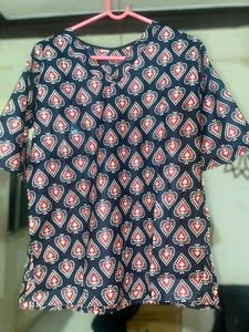 Patterned V-Neck Tops Bundle