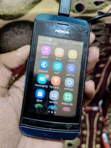 Nokia Asha 305 Mobile Phone