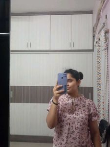 Women&#39;s Regular Fit Top