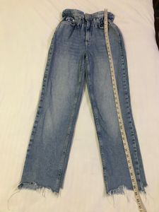 Highwaisted Momfit Denim Waist 26-28