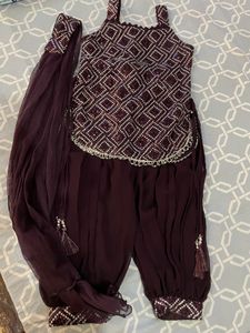 GIRLS 4 PIECE SUIT- FLAT 550