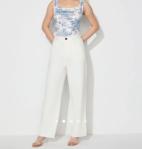 Wide Leg High Waisted Jeans