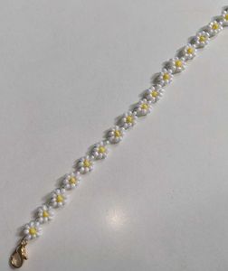 Daisy Beaded Bracelet