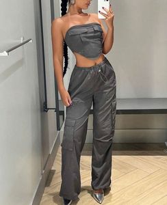 Icon Solid Babdana Tube Top & Cargo Pant