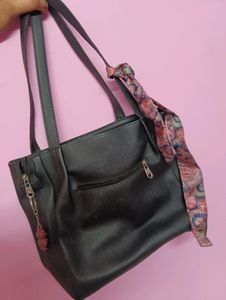 A Very Cute Handbag For College And Office Use