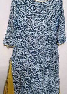 Stylish Blue &amp; Yellow Kurti