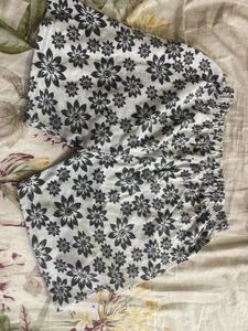 *Combo Of 5* Women Shorts, Size S