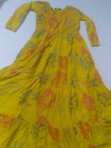 Huge Sale 🔴 🔴 Yellow Floral Print Kurta