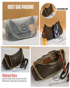 MK JET SET CHARM SMALL LOGO POCHETTE BAG