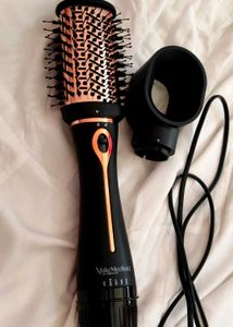 MakeMeeBold Urban Foxy Hair Dryer Brush