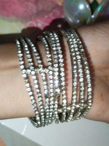 Sparkling Bangle Set