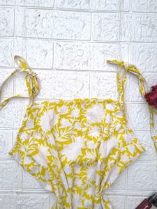Strapped Short Kurti 🫶🏻💛