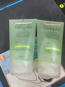 Simple Refreshing Facial Wash