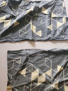 King Size Bedsheet With Pillow Covers