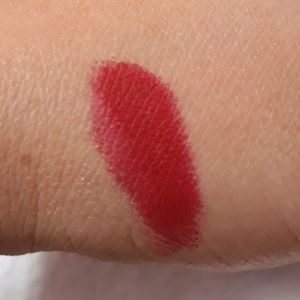 Plum Matterrific Lipstick | Highly Pigmented