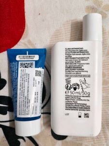 La Roche-Posay Sunscreen (free facewash)