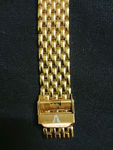 GLANCE GOLD WATCH