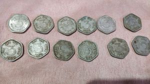 3 paisa Coins